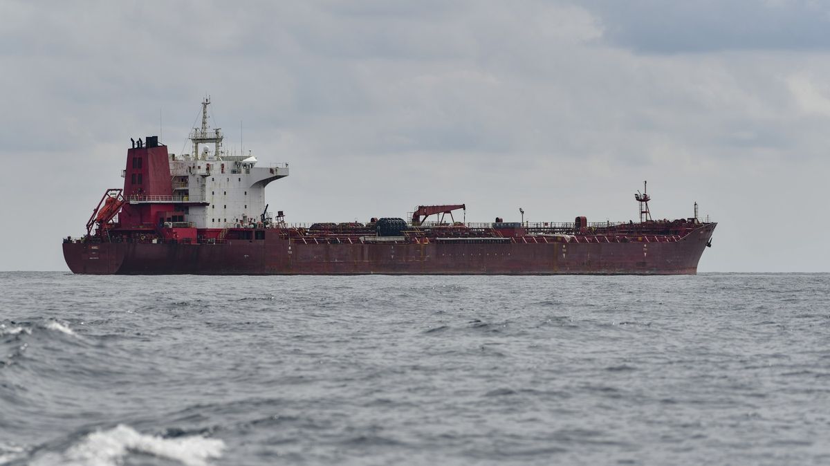 Rusko svérázně přejmenovává tankery pod sankcemi